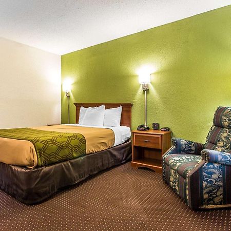 Econo Lodge Elizabeth City Buitenkant foto